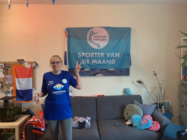 Hannah thuis sporter vd maand